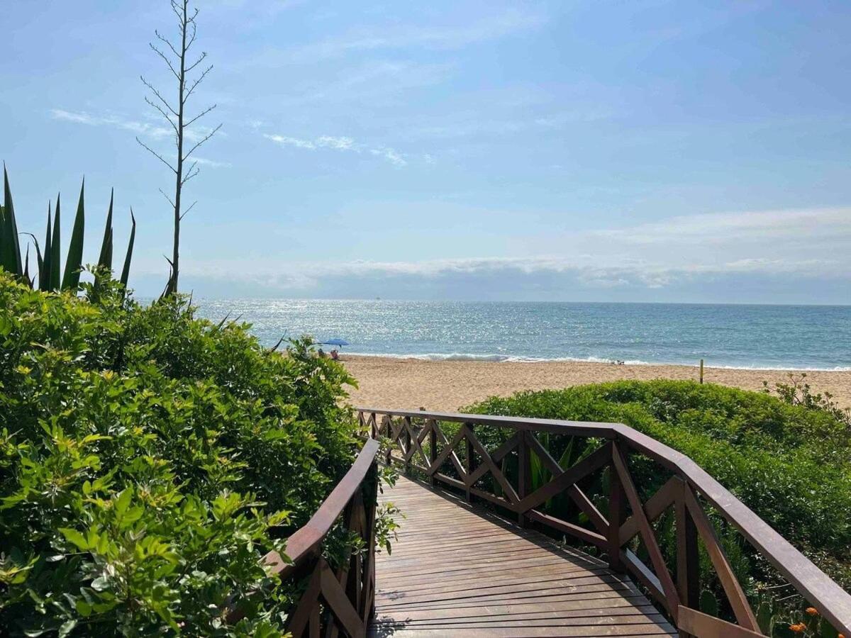 Casa Pé Na Areia Em Paradisíaca Сasa de vacaciones Balneário Camboriú